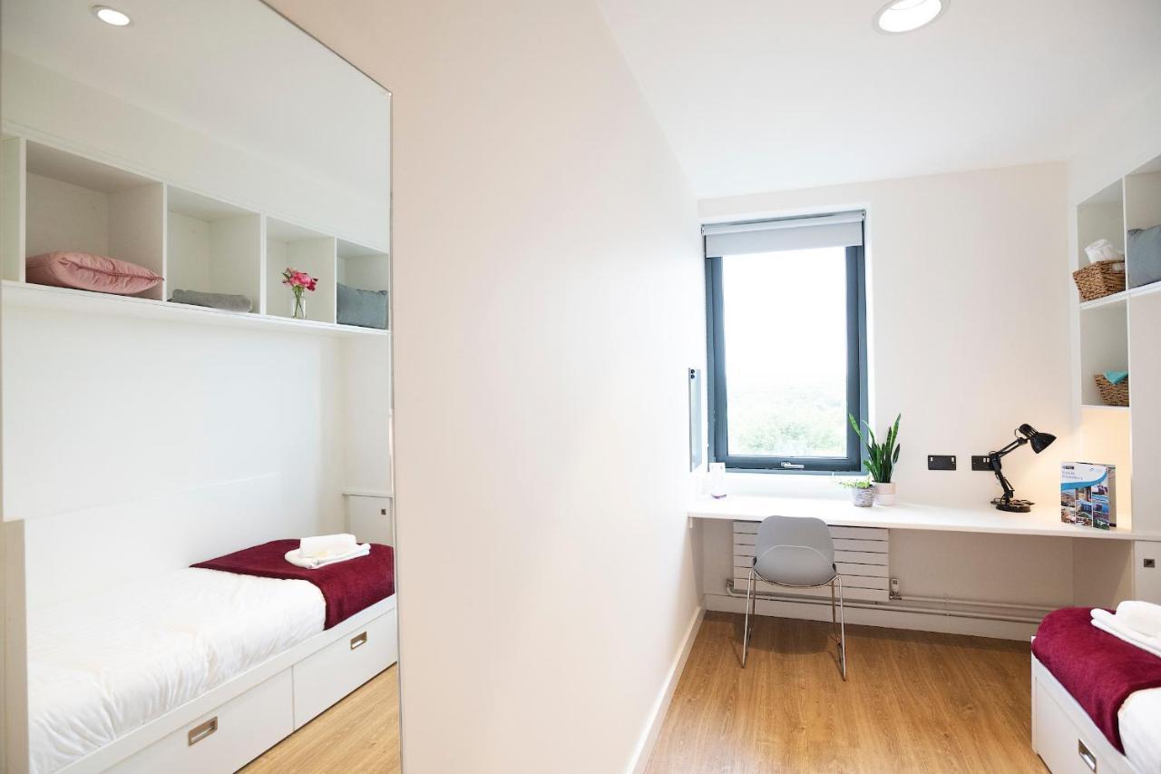 Goldcrest Village Apartments University Of ゴールウェイ エクステリア 写真