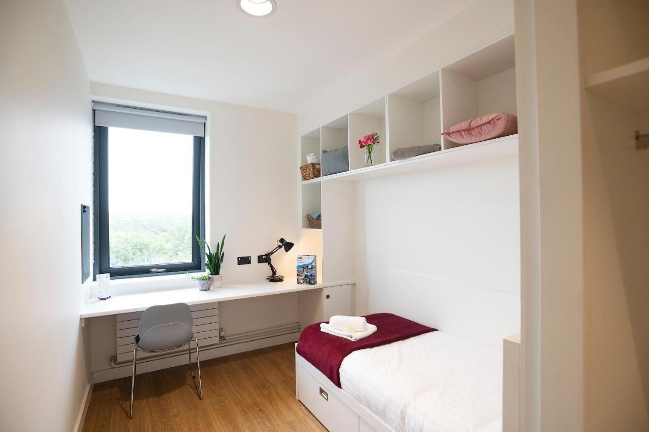 Goldcrest Village Apartments University Of ゴールウェイ エクステリア 写真