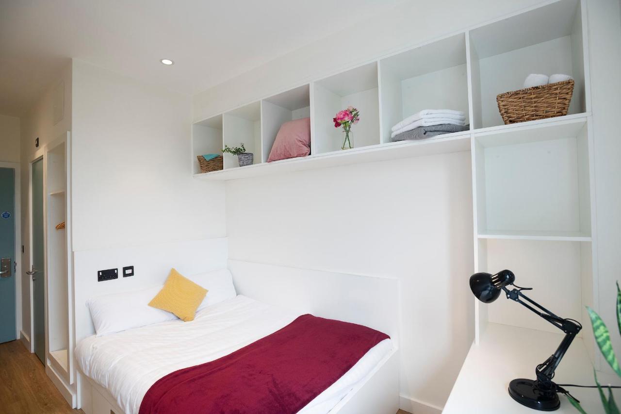 Goldcrest Village Apartments University Of ゴールウェイ エクステリア 写真