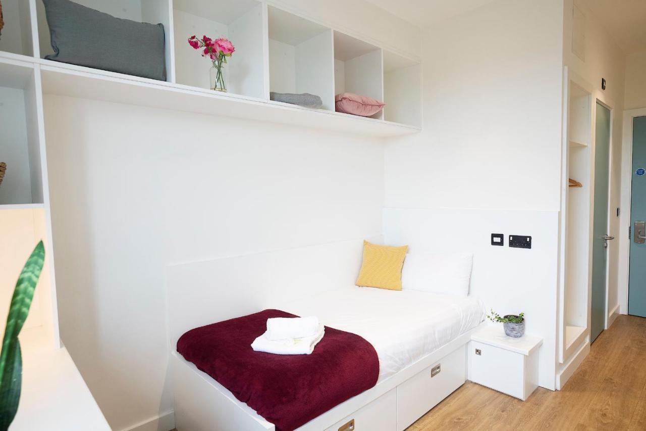 Goldcrest Village Apartments University Of ゴールウェイ エクステリア 写真